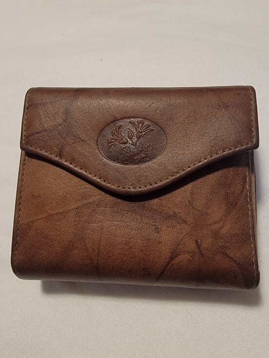 Buxton Handbags - Vintage Buxton Heiress Floral Embossed Leather Wallet